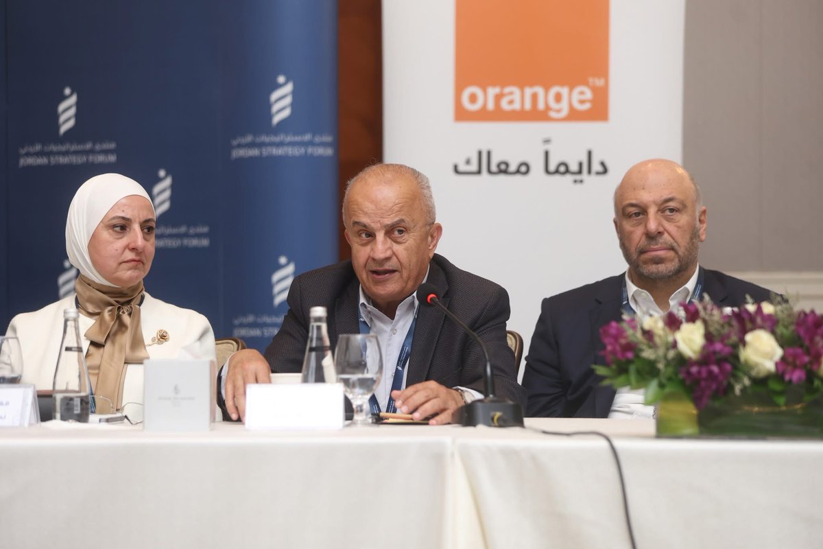 Orange Jordan tweet media
