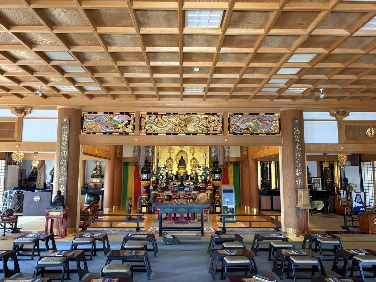 aasiaseason's tweet photo. 長野、飯田市の柏心寺さん。鎌倉時代の阿弥陀さま。居心地の良いお寺さんで、仏さまも美しく最高でした。あたたかく迎え入れてくださるお寺さんです✨ https://t.co/VHvzOeNS78