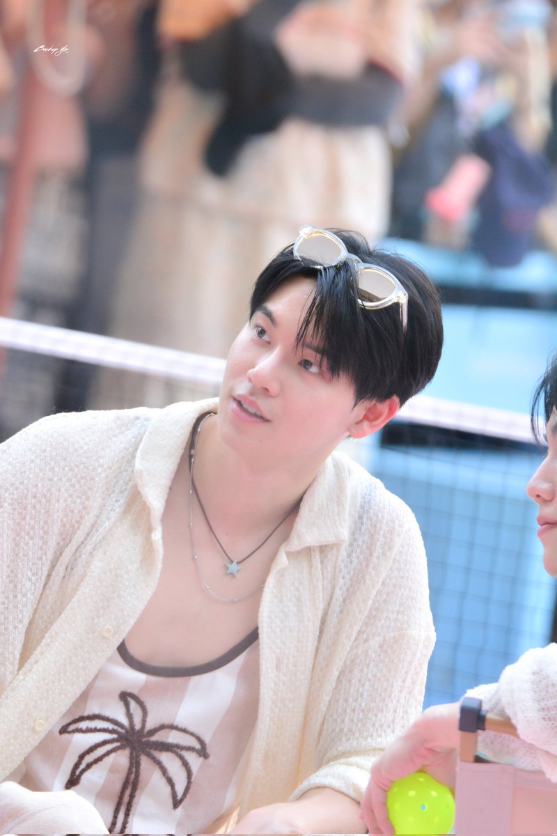 BackupYin's tweet photo. 🫧💧🔫

#yinyin_anw #CTWSongkran26xYinWar https://t.co/WiNp4NWnsm