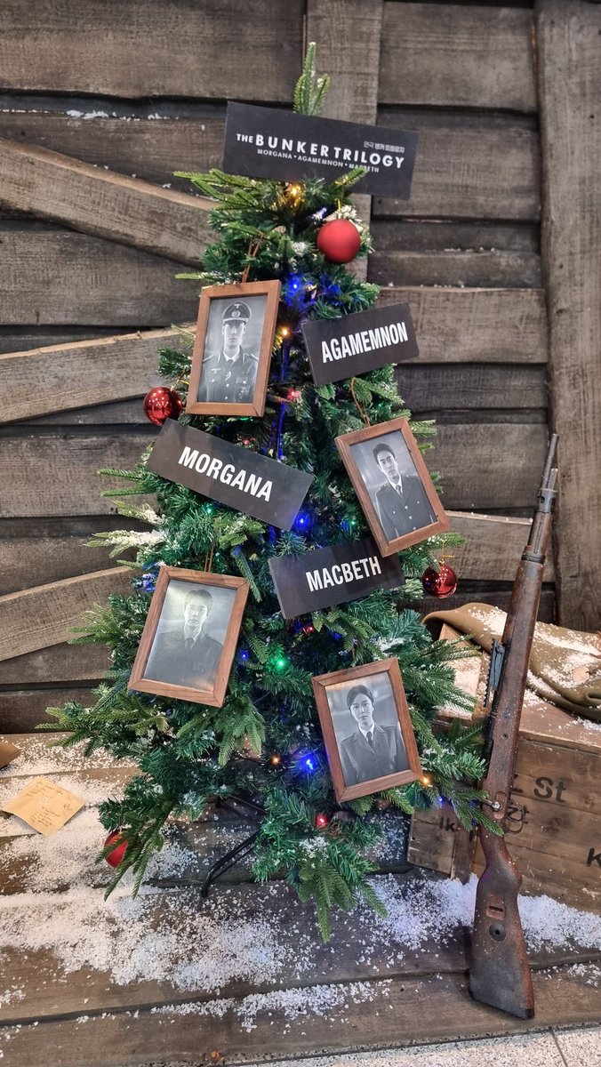 2.28 PM 7:30 #SA관극
연극 [벙커트릴로지]