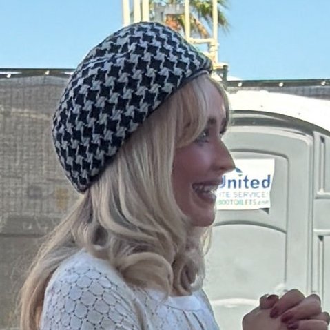 hourly brinatan tweet media