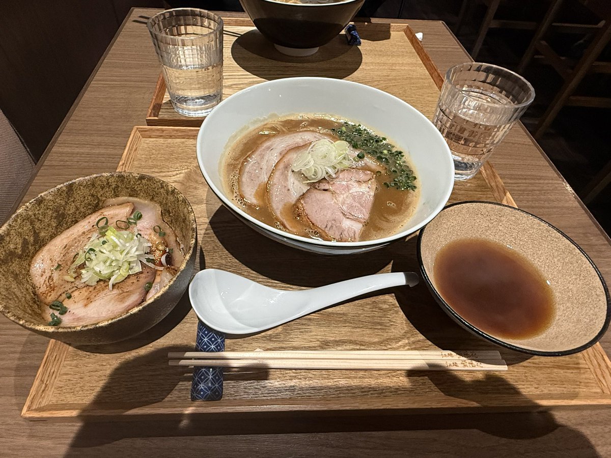 NAWA  VICIOS tweet media