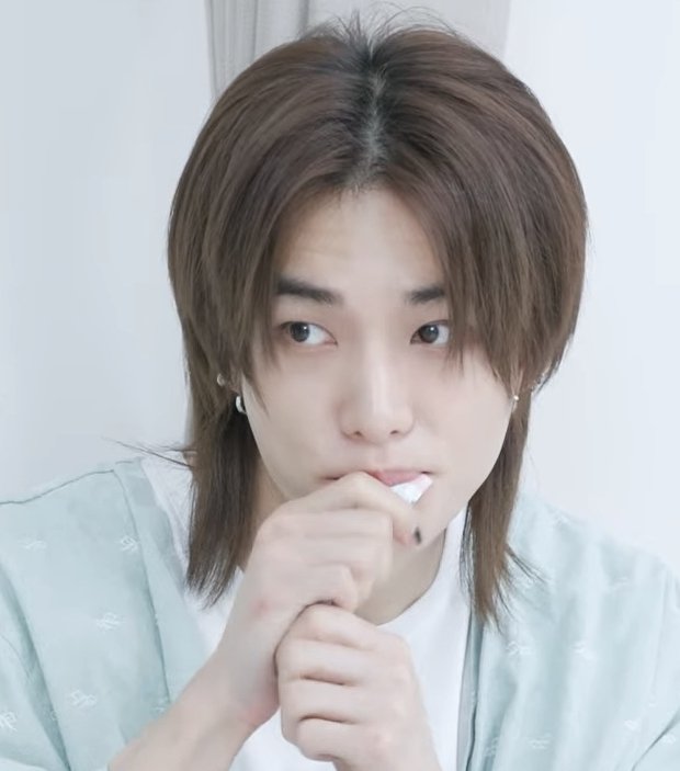 ᴋʏö 교 ಇ tweet media