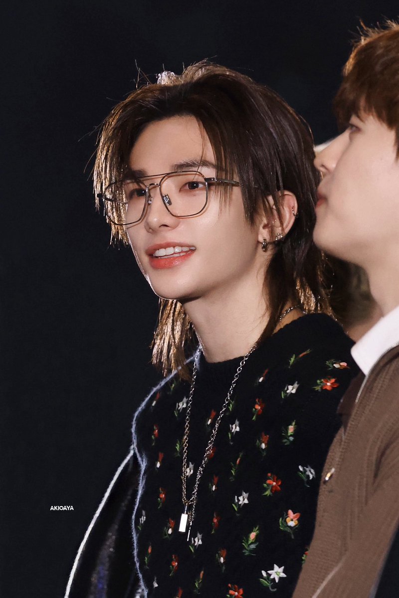 ᴋʏö 교 ಇ tweet media