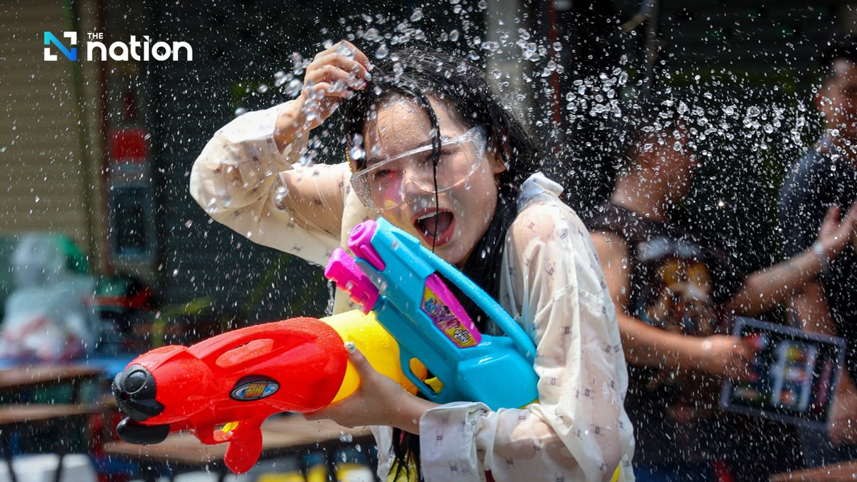 Thenationth's tweet photo. Thai Police Issue ‘3 Do’s and 5 Don’ts’ Safety Code for Songkran 2026
#Songkran2026 #SafetyCode #WaterFestival #ThaiPolice #ThailandNews #TheNationThailand
Read more : https://t.co/Fka2dmZJZc https://t.co/lXMzItqEOn