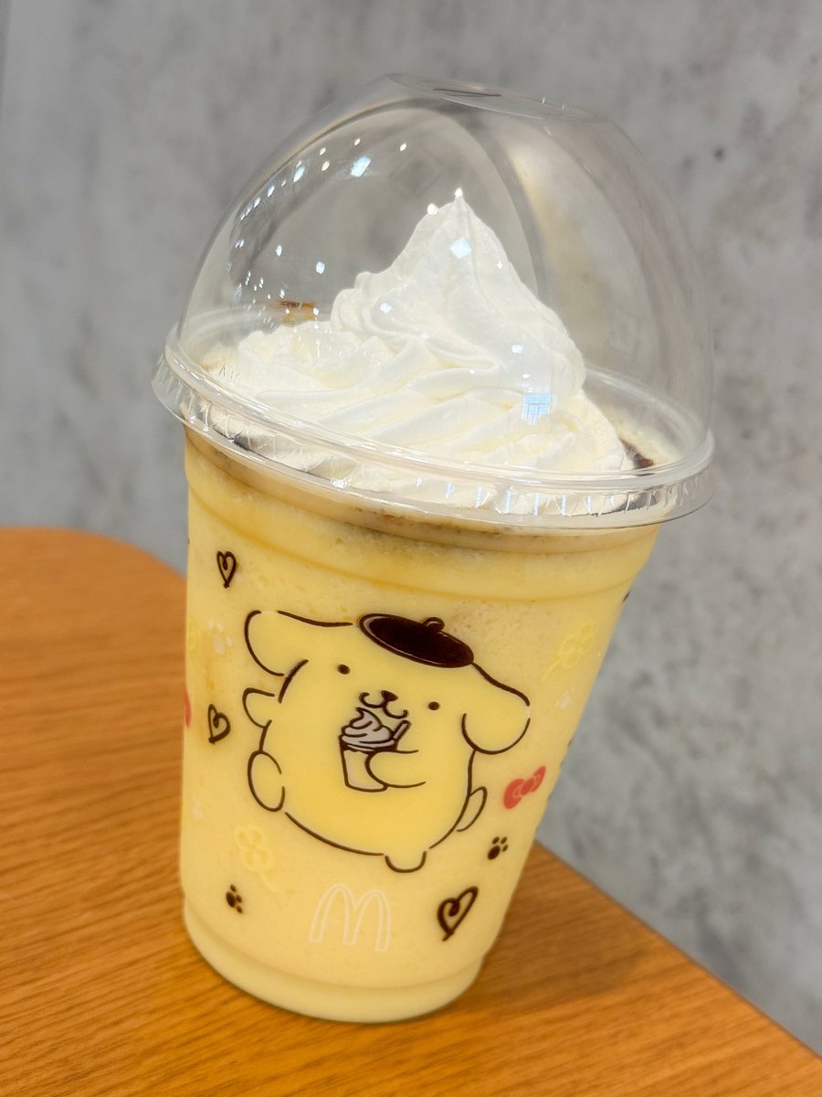 マックで！
ポムポムプリンのクリーミープリンフラッペ🍮