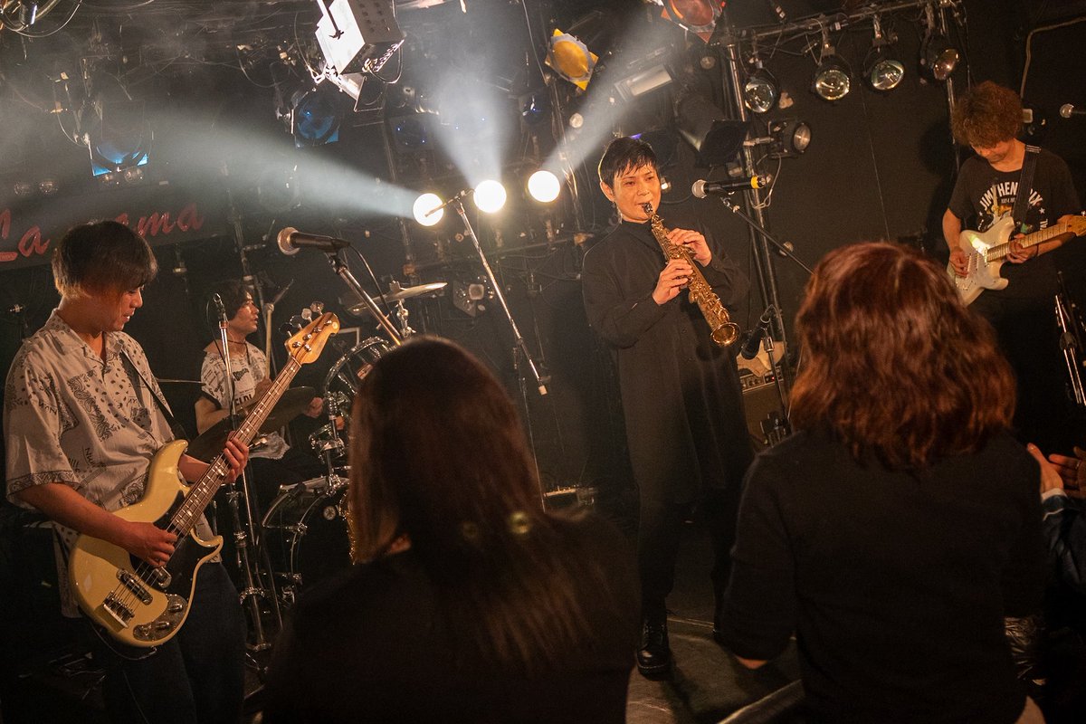 ブリテン tweet media