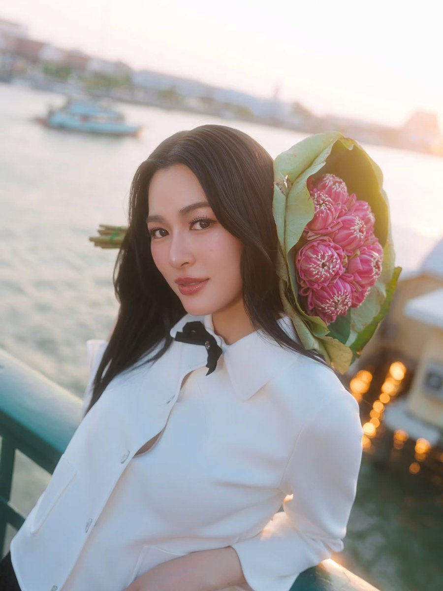 nongplaaaaa's tweet photo. อะโห คุณทีมกล้องปล่อยรูปชัด ๆ เต็ม ๆ ออกมาแล้วค่ะทุกคน พี่หลิงสวยมากก อมกก สวยจึ้งเอาอยู่ทุกโพส

cr. ig : gamey.foto
#หลิงหลิงคอง #linglingkwong https://t.co/HL7bsEAiAd