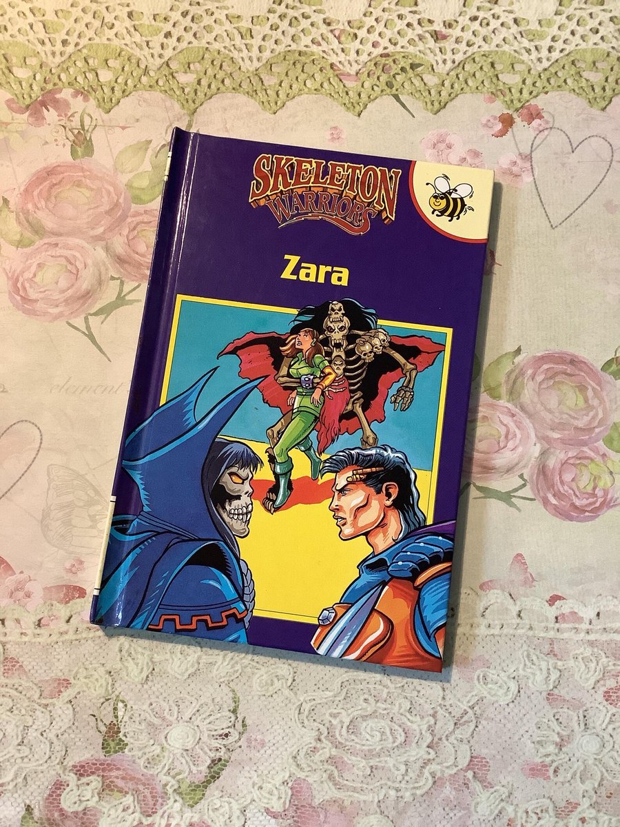 WatsonsVintage's tweet image. NEW LISTING A Fun, Nostalgic #giftidea for a #SkeletonWarriors Fan. RARE Vintage 1995 Skeleton Warriors - Zara Book in Hardback - No 4 in Buzz Book Series - Fun, Nostalgic Birth Year Gift - American Cartoon etsy.me/4ss5vaQ via @Etsy #VintageBooks #ChildrensBooks