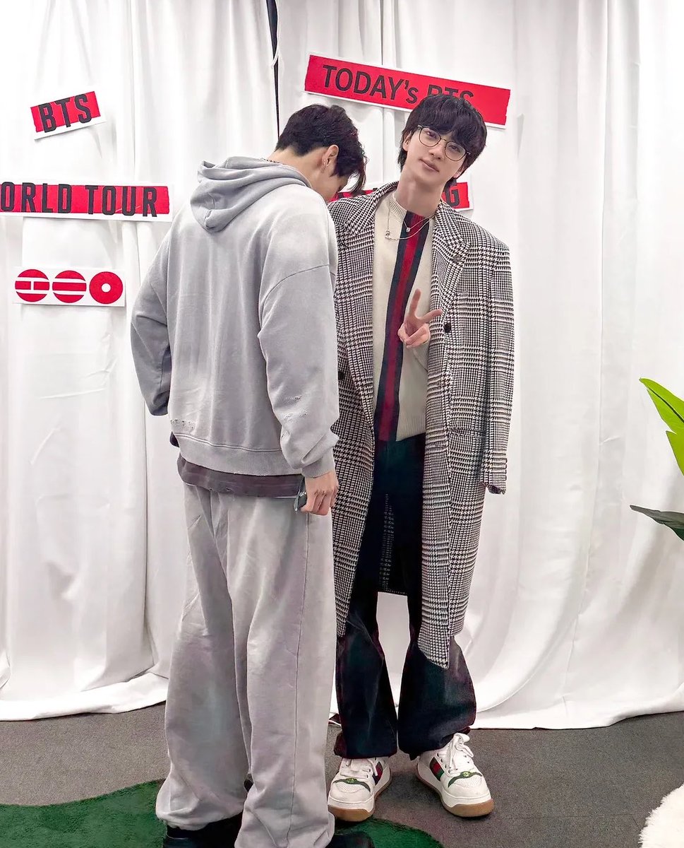 Kong Hye tweet media