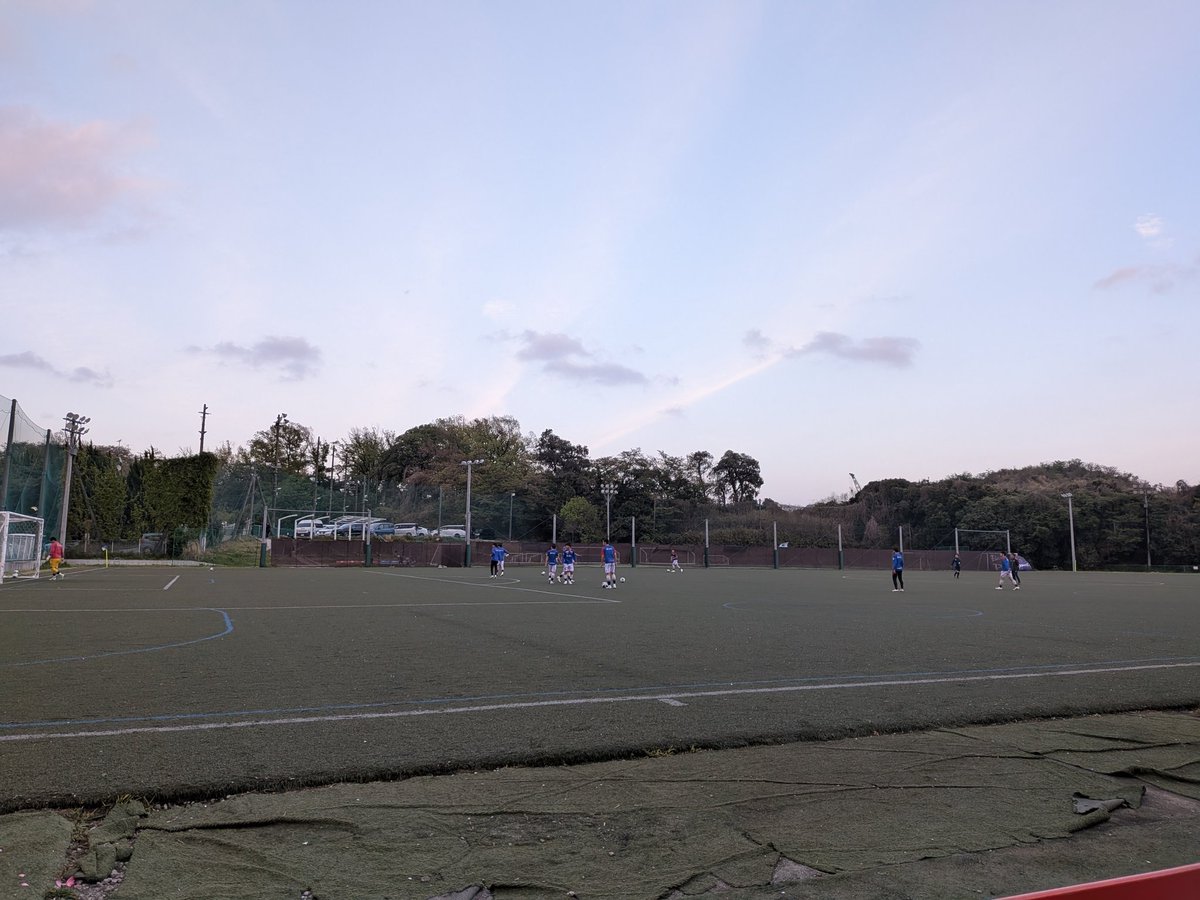 【超朗報】東戸塚フットボールパーク、大幅な待遇改善!!!!!!なんと、ベンチ側への潜入を許される!!!!!!