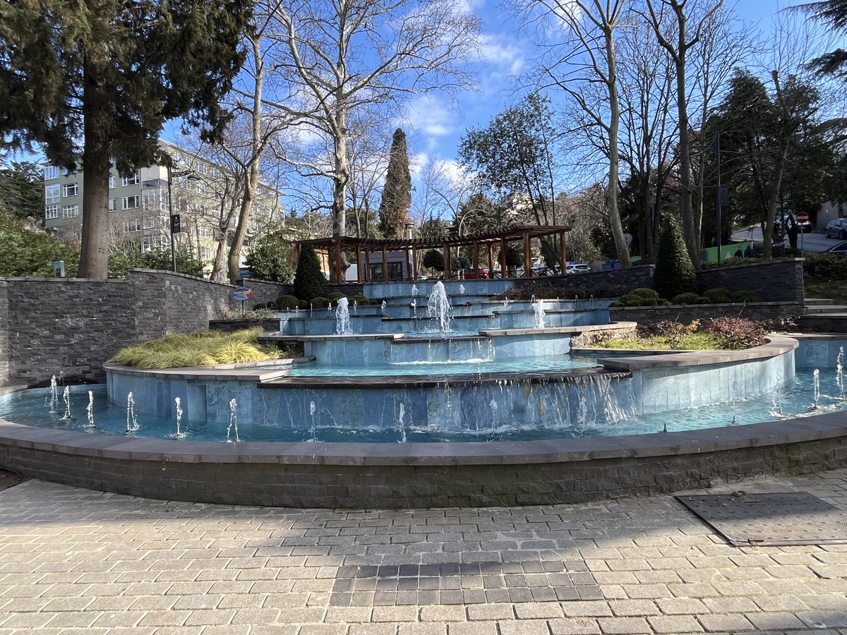 Pat Yale tweet media