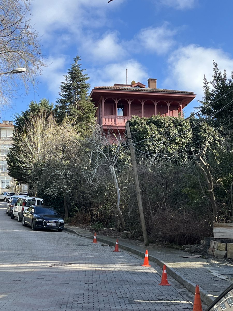 Pat Yale tweet media