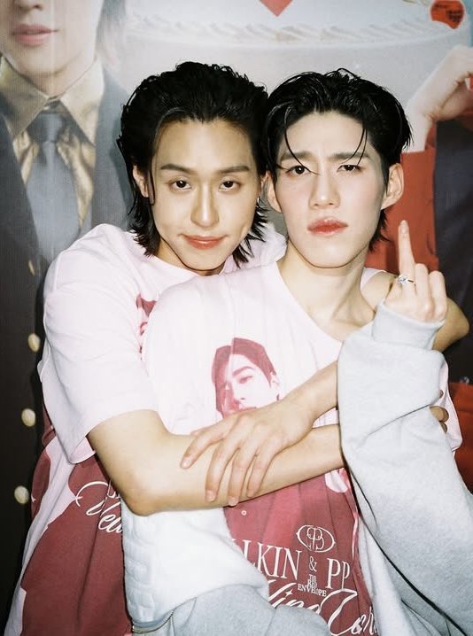 ซันล้อป tweet media