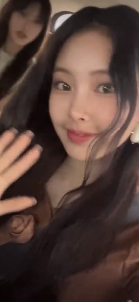 존 제임스 커머트린 tweet media