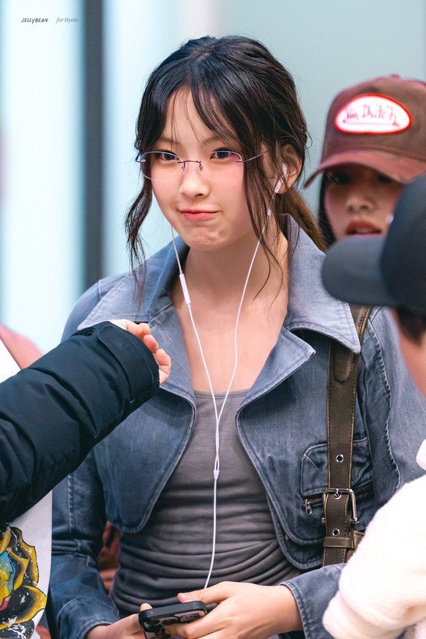 존 제임스 커머트린 tweet media