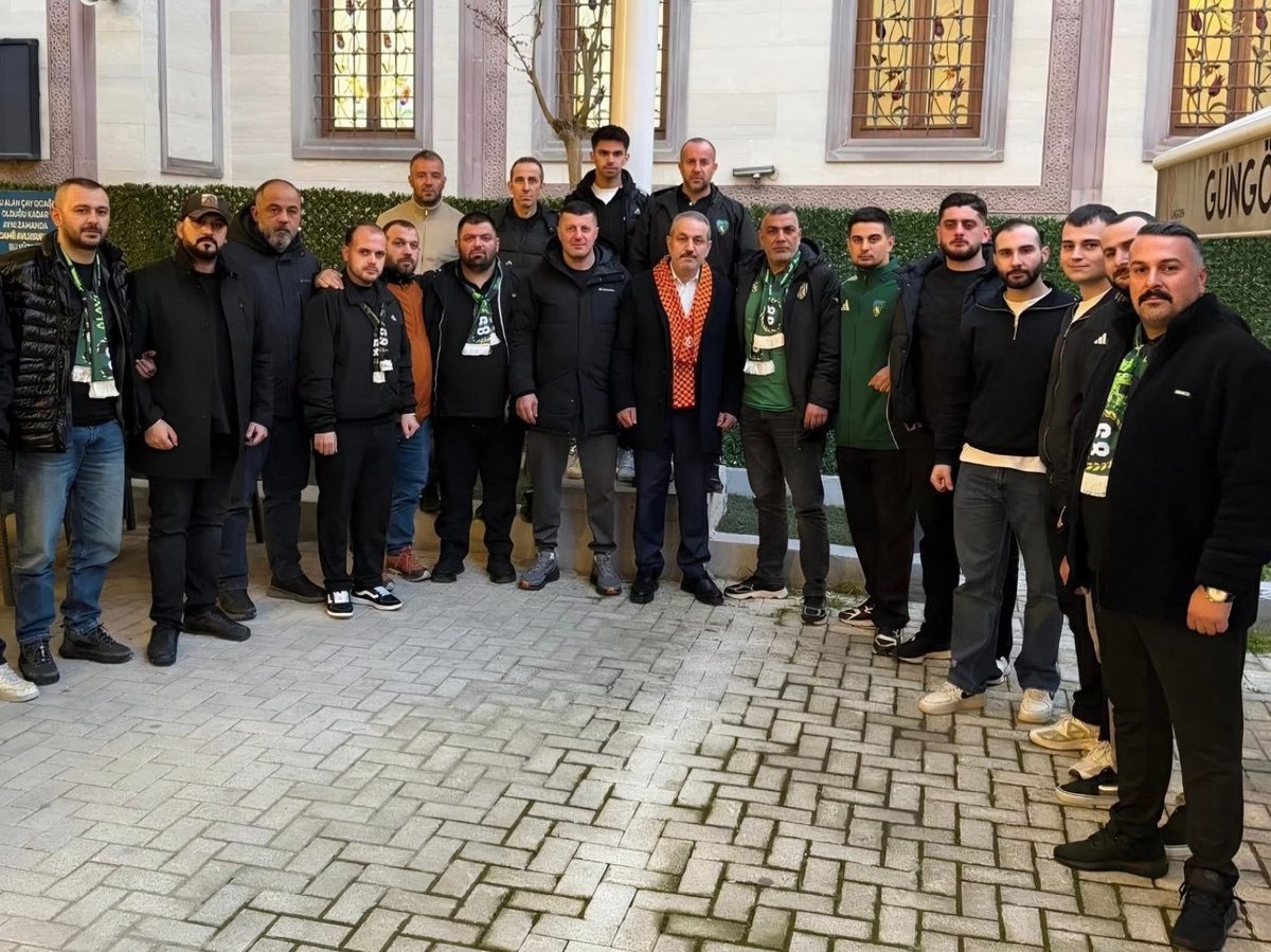 Deve Fıratlıoğlu tweet media