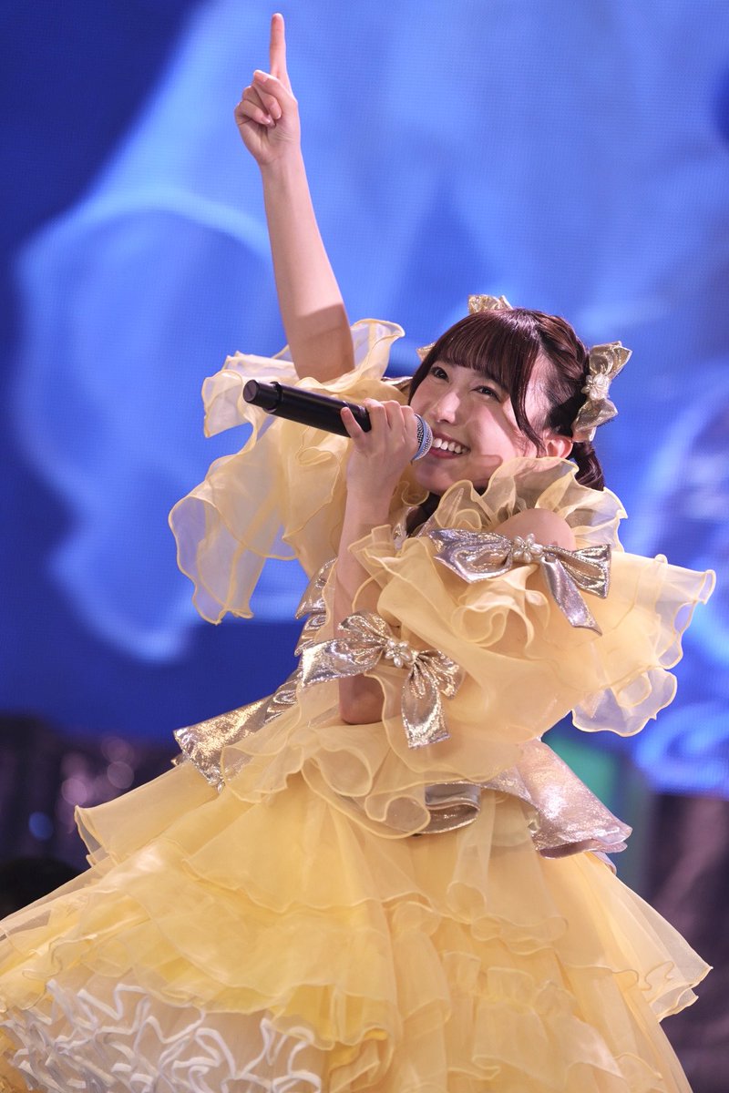 ゆーじろう様✨いつもありがとうございます✨ 💐ライブ中の輝いてるすいすてその2✨💫 ❤️白石まゆみ