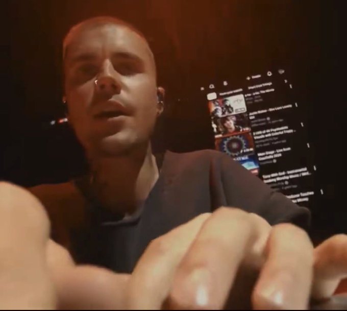 ɿɒinɔǝγ ˚˖𓍢ִ໋❀ tweet media