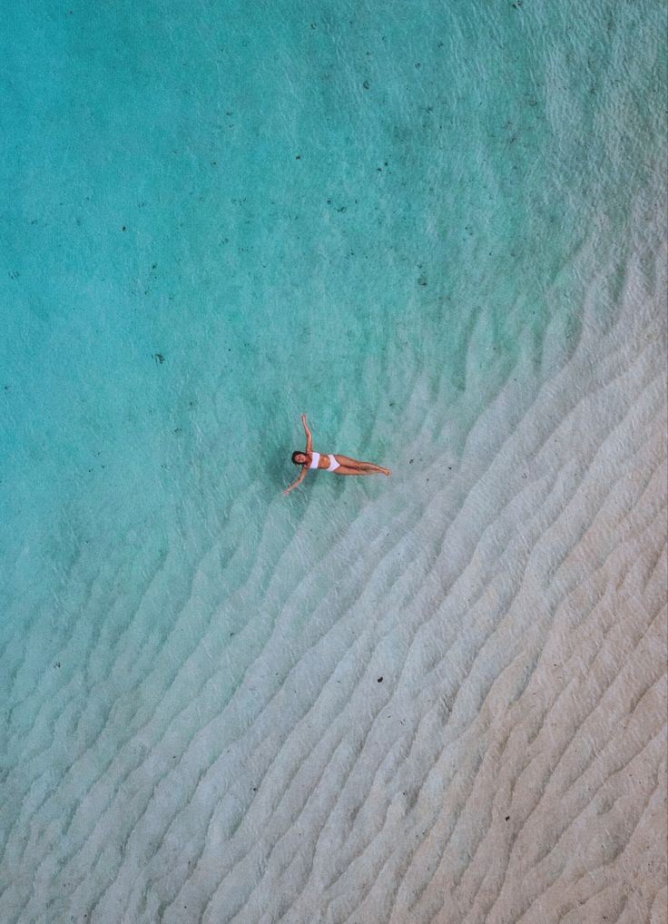 surfingisgod's tweet image. Somewhere between sky and ocean.#travel #aesthetic #blue #summervibes