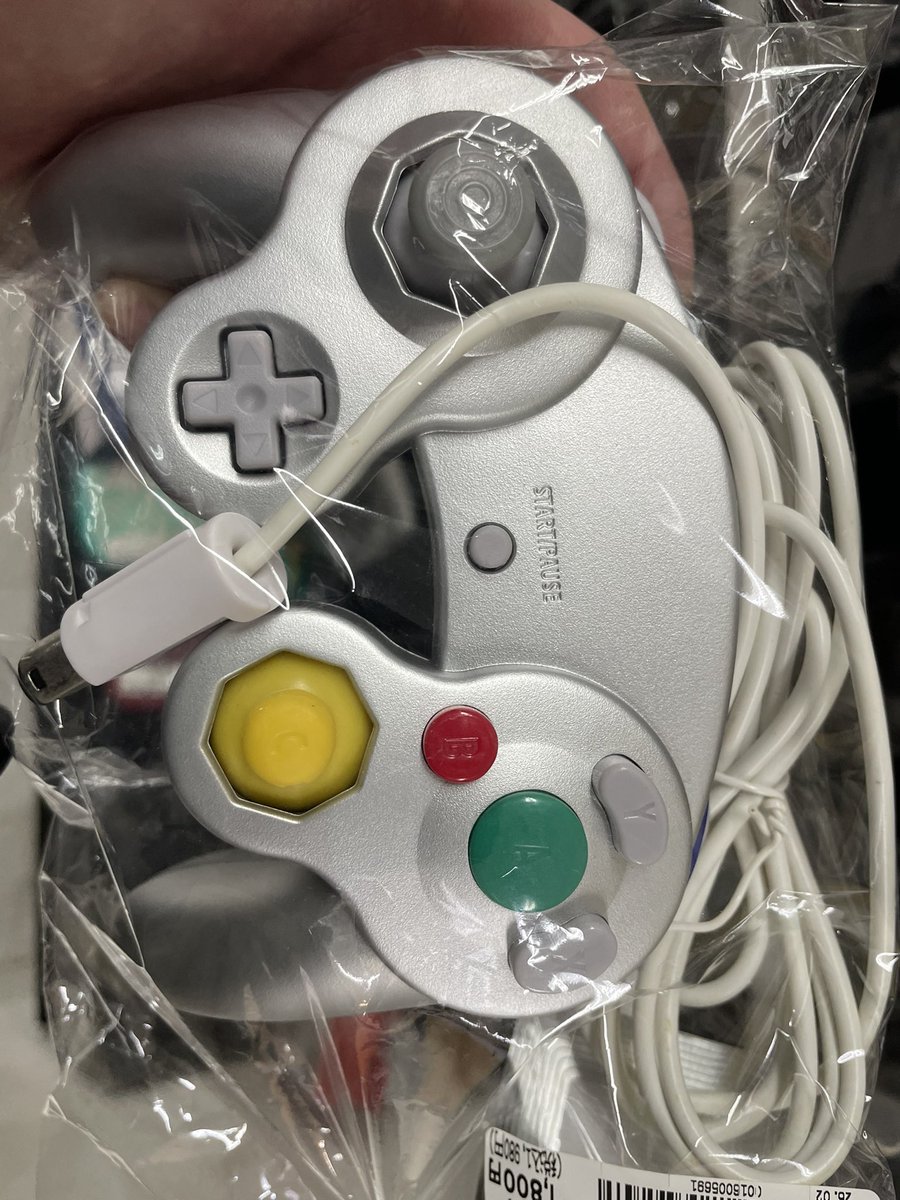 名無C / nanaC tweet media