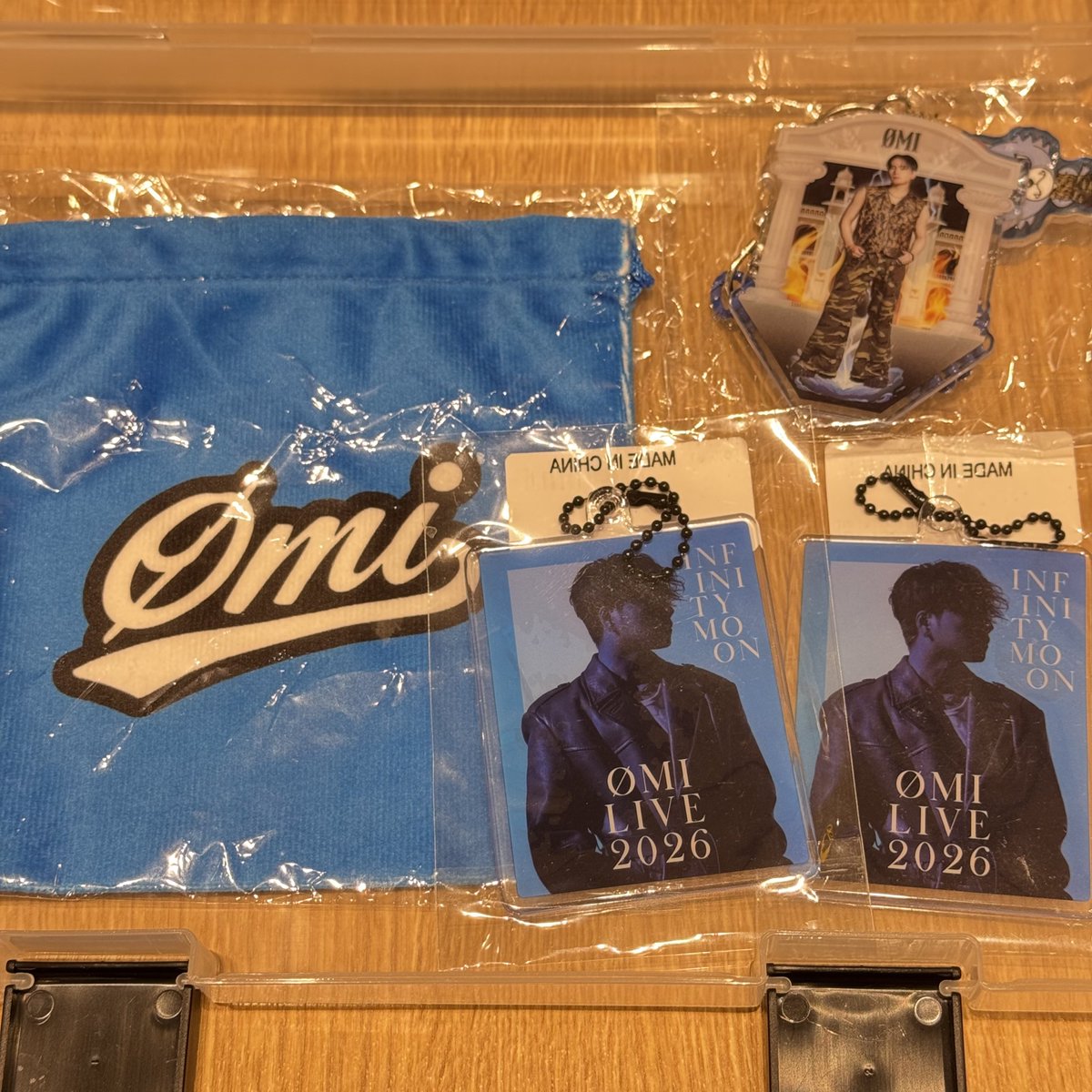 ろろろ tweet media