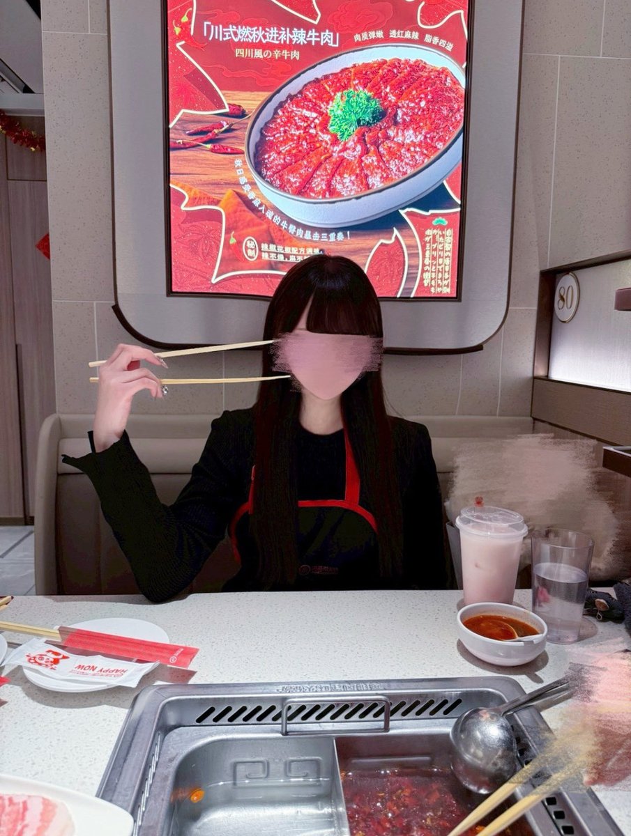 ꜀( ꜆-⩊-)꜆💕💕 tweet media