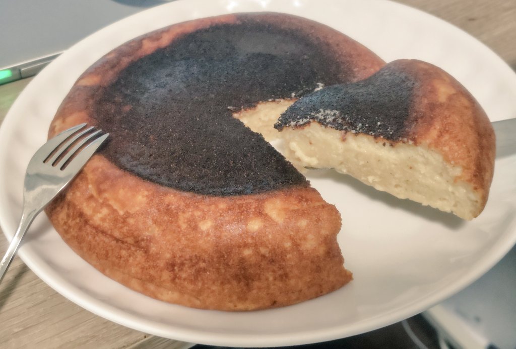 もぐも tweet media