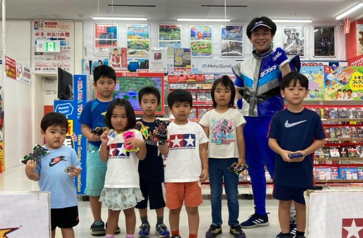 kojimamini4wd's tweet image. 🔧―――――――――――――― 
ステチャレ2026 2nd Round
コジマ×ビックカメラ那覇店 ――――――――――――――🔧
🎊入賞おめでとうございます🎊
たくさんのレーサーにご参加頂き
ありがとうございました😁
接戦レースも盛りだくさん👍

これからも那覇店の  #コジマでミニ四駆 
よろしくお願いします‼️

#mini4wd