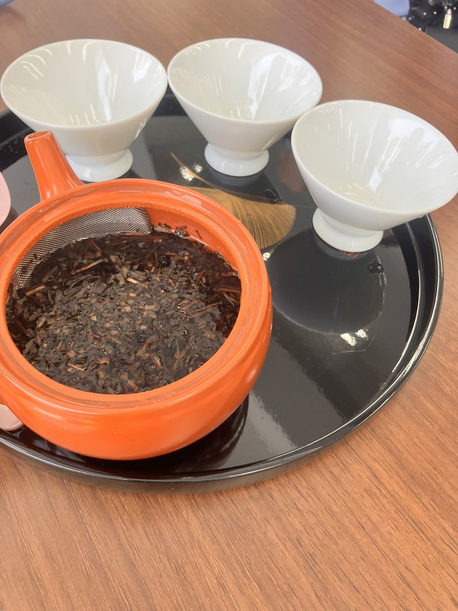 chammelier_stdt's tweet photo. 茶れんじマーケット無事終了致しました！たくさんのお客様にお越しいただいたので、感謝の気持ちでいっぱいです。ありがとうございました！ https://t.co/DfxeEucVVC
