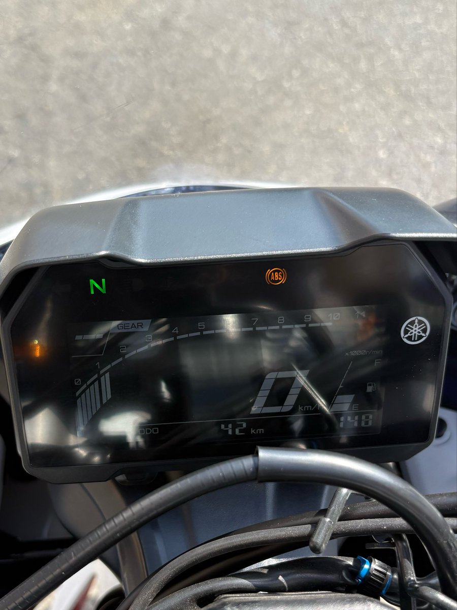 昨日、納車されました！！
まさかの走行距離42kmの新古車😳
タイミング良すぎておったまげ
これからよろしくお願いします🙌
#YZFR7