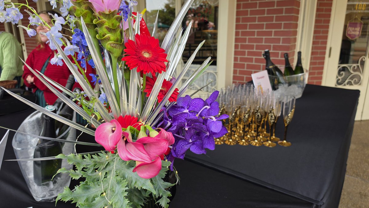 Café Mickey tweet media