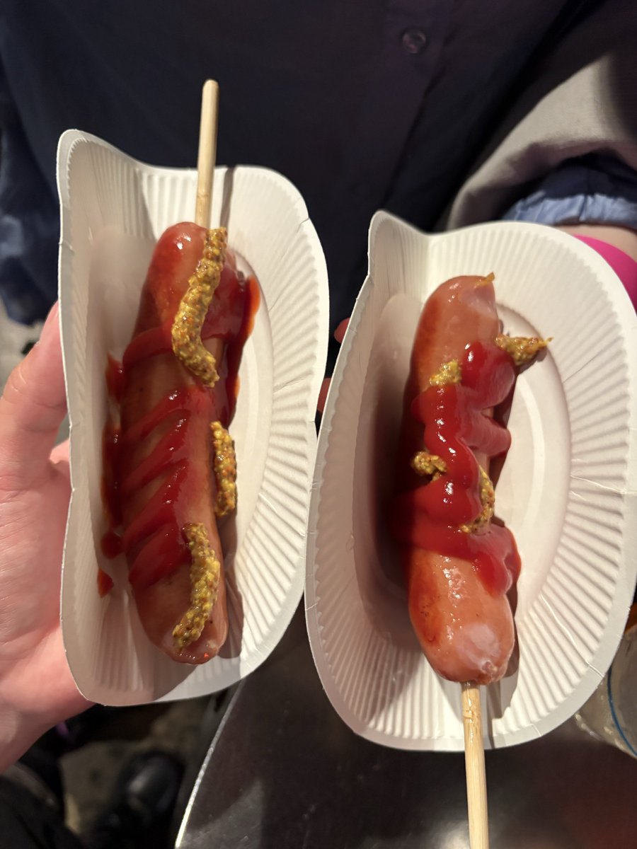 朝日奈 あす tweet media