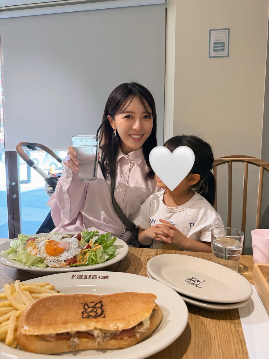 hayashiyuzuka's tweet photo. 4月15日openの中目黒のドッグカフェ
fbulls cafe、キューバサンドがめっちゃ美味しかった😋また食べに行きたいです！
WEST.桐山照史くんのお店。
openおめでとう🎉
#fbullscafe https://t.co/vcAyofHrbh