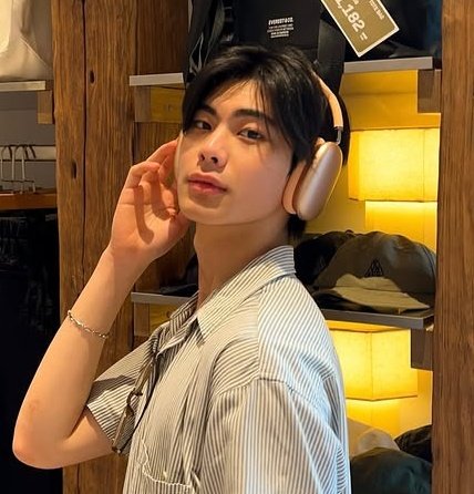 xia ⭑.ᐟ tweet media
