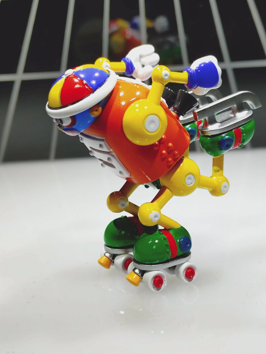 まっくすたっくす tweet media