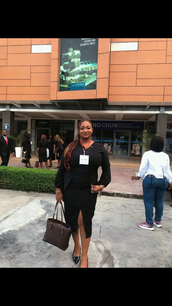 PhayvourN's tweet photo. From 180,000 applicants to 720 graduatesโฆ and Iโm one of them. โจ
More than a milestone โ this journey built resilience, growth, and grit.
On to bigger things. ๐
#GratefulHeart #LevelUp #BankingCareer #ubagroup #graduatetrainee #gmap #ubagmap #banker https://t.co/nfKt3yrmNV