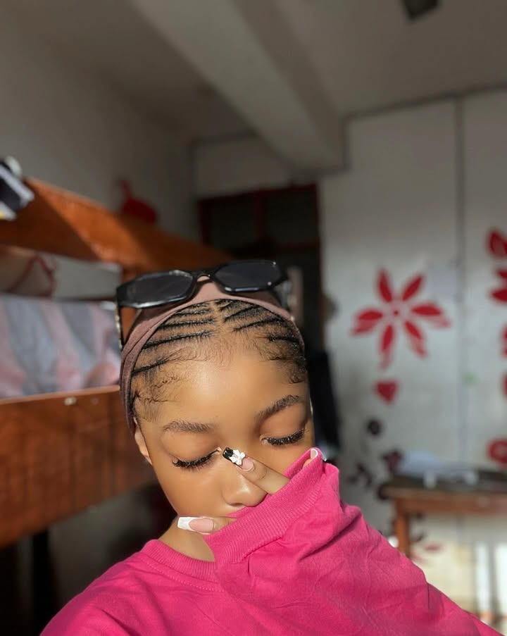 ELLA💙🎀 tweet media