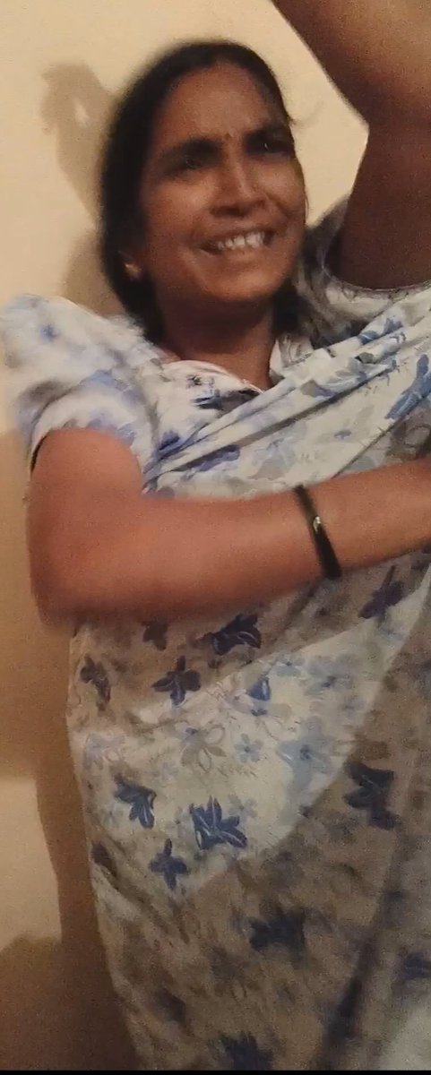 mysorehot's tweet photo. Mysore aunty nude https://t.co/GZDVEKhfX9