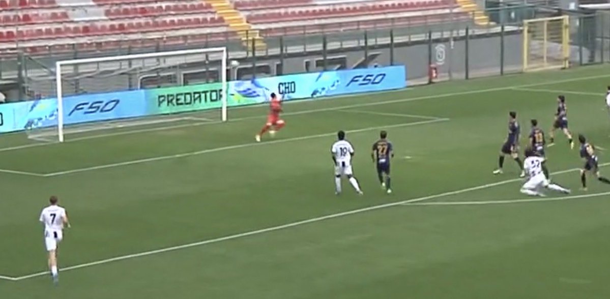 CorradinoNicolo's tweet image. Primo gol in ⚪️⚫️ per #Licina ('07) con la #Juve #NextGen