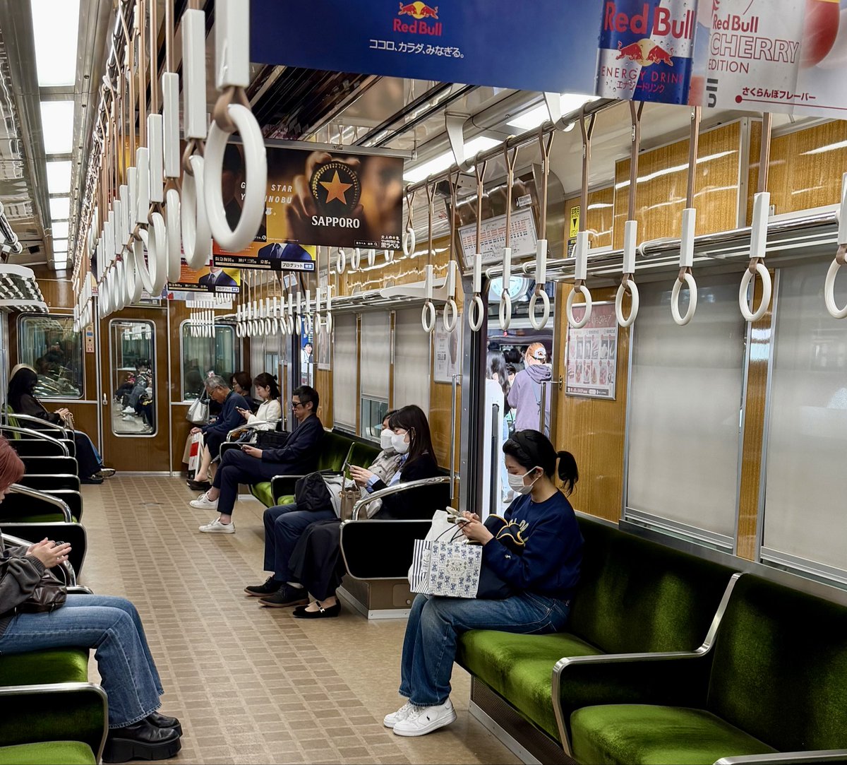 Philip s44 tweet media