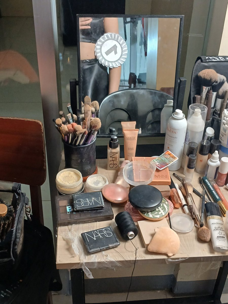 liv ⋆˚꩜｡ tweet media