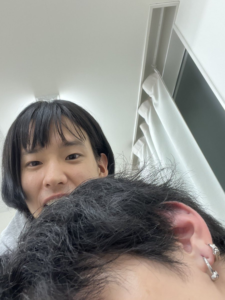 モナキ tweet media