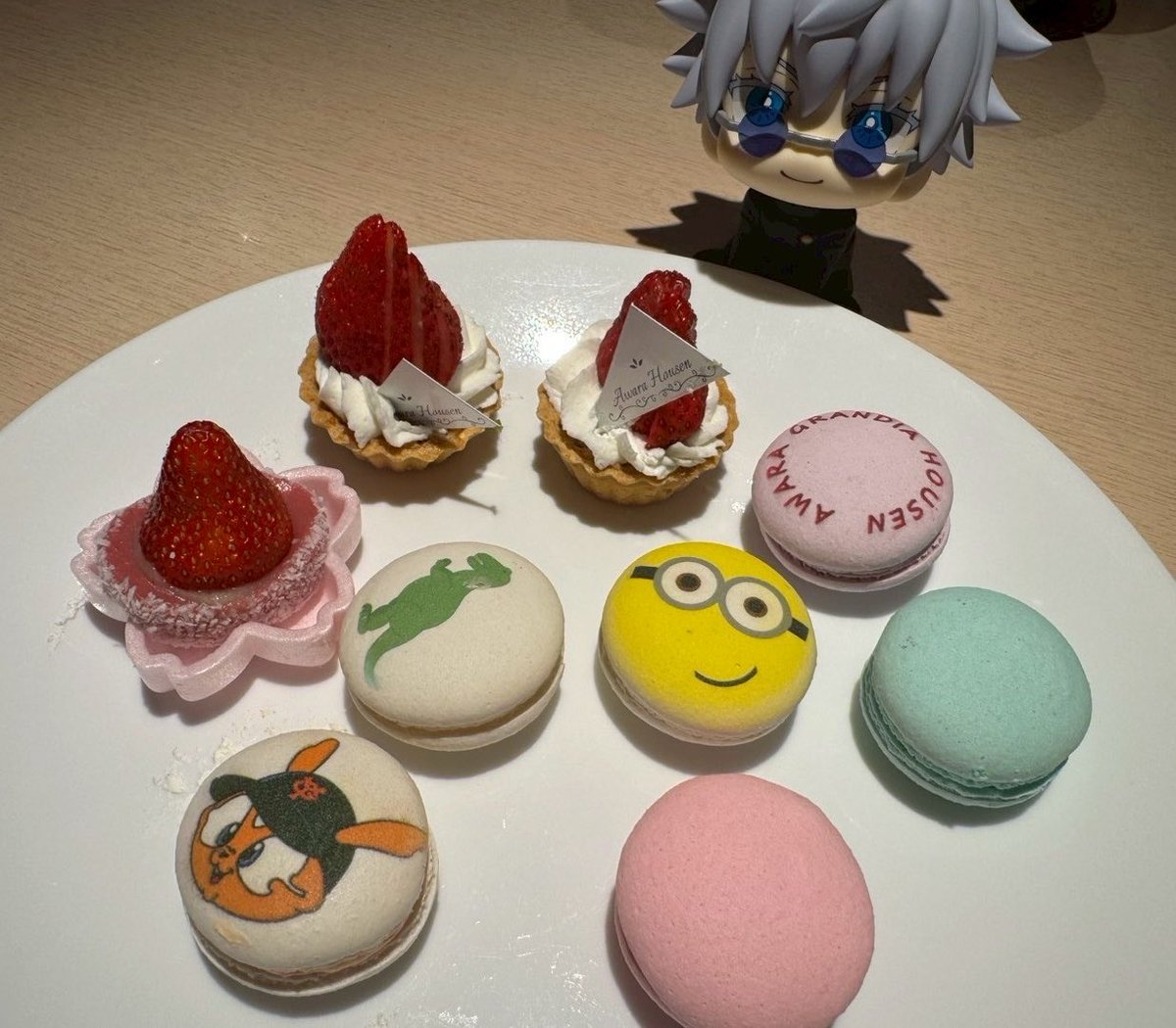 mochiusj2013's tweet photo. 大好きすぎる旅館🥰
マカロン美味しすぎた〜❣️

#福井
#グランディア芳泉 https://t.co/1yBlUmI1Et