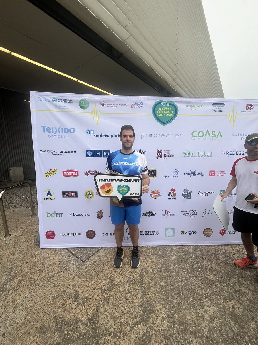 Roger Gomis Prats is Knoxtgn II☆II tweet media