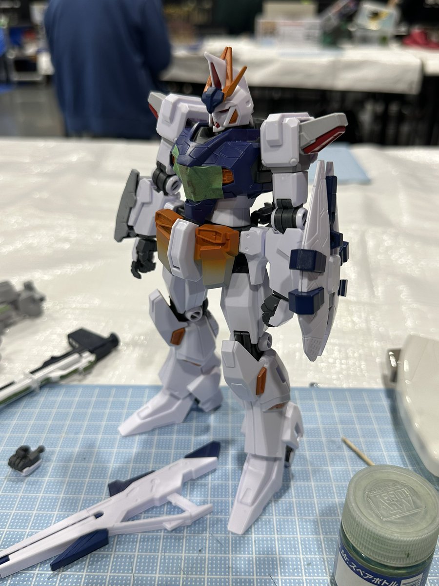 えにやん tweet media