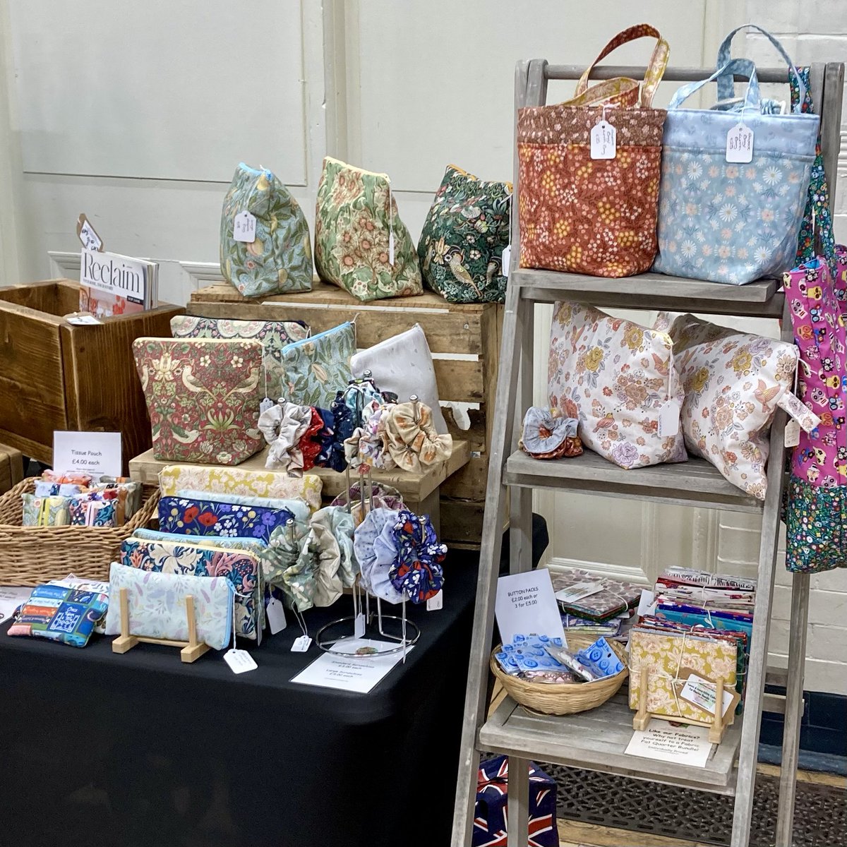 MollyFelicity's tweet photo. Today you’ll find me at Melbourne Makers Market at the Assembly Rooms in Melbourne with Ethos Upcycling until 3pm

Pop and say Hello if you are in the area!

Sarah x  

#mollyfelicitydesigns  #ethosupcycling #makersmarket #handmade #melbourne #madeinderbyshire #makersstreet https://t.co/kdBHmgBZ9E