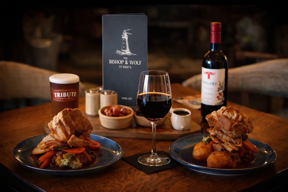 chefodegeorgio's tweet photo. Super Sunday at the Bishop &amp; Wolf ❤️🔥@AmeliaMills1 @annspasties @scillygigs @Etheringtons @AndrewRJohns @MStevensFish @StAustellBrew @scillyniki @westward_farm @fanatical100 @CornishPirates1 @PenzanceAFC @RedruthRugby @IOSPartnership @IOSPS1 @PZHTravelUpdate @IOSTravel https://t.co/U5WvfHnMKx