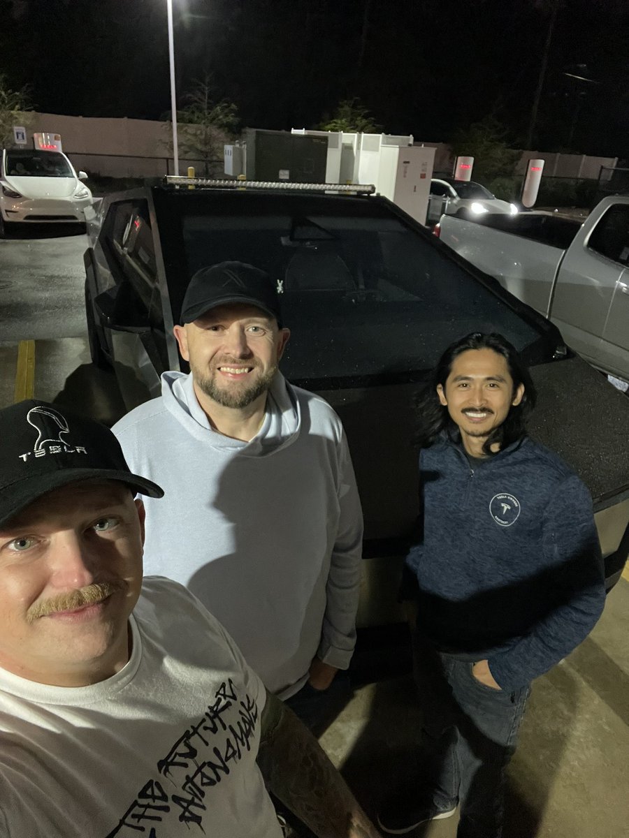 Tesla Owners of Kentucky tweet media