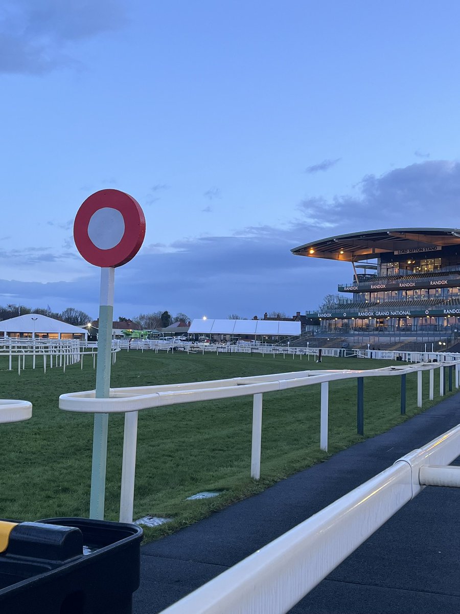 Dominic King tweet media